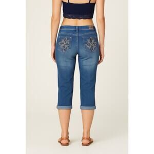Love Indigo Jean Women's Size 6 Cuffed Capri Stretch Denim Bling Embroidery Pock